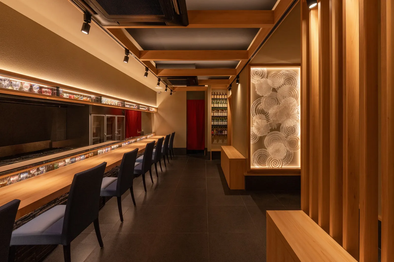 カウンター席の店内